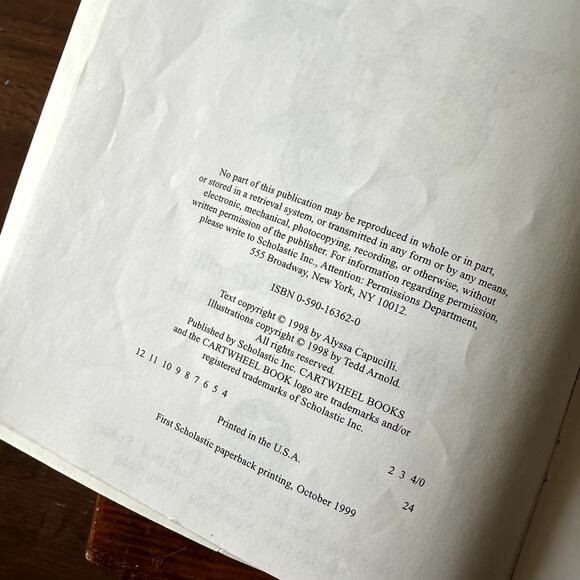 Vintage 1999 Inside A House That Is Haunted Paperback Book - Picture 2 of 7